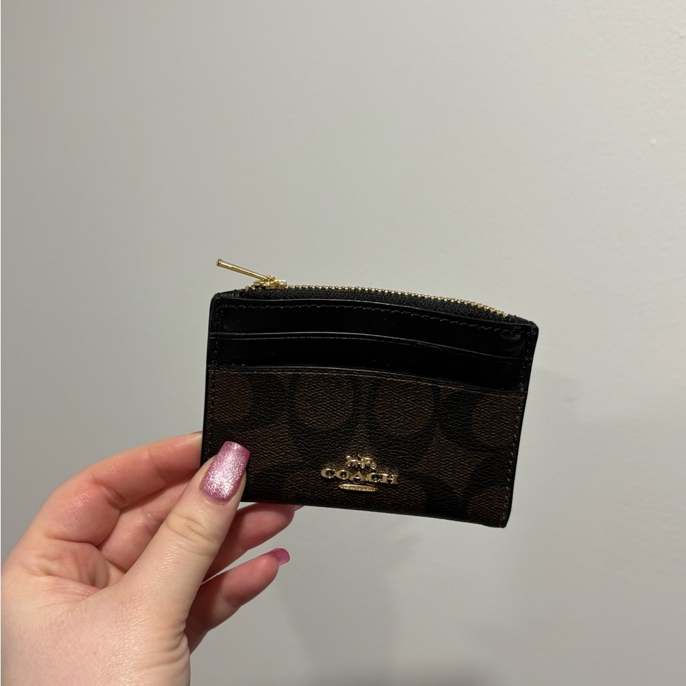 Authentic Coach monogram C card case